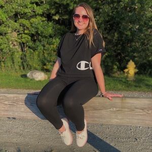 Meet your Posher, Hannah